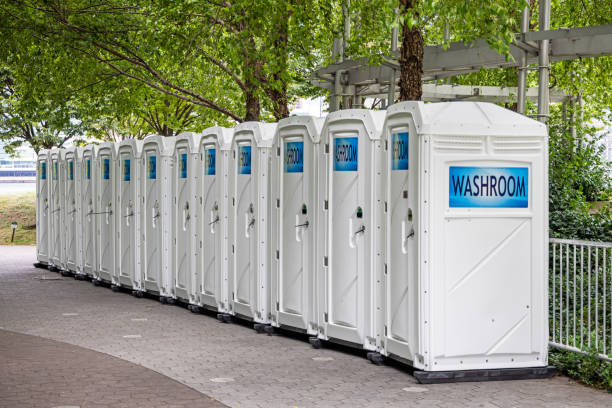 Best Portable restroom trailer rental  in Ferrysburg, MI